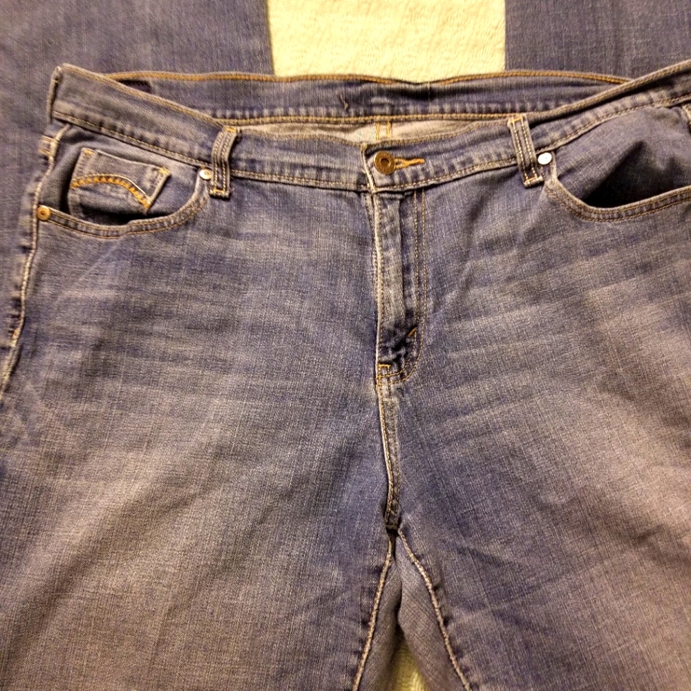 Levis beggy bluejeans